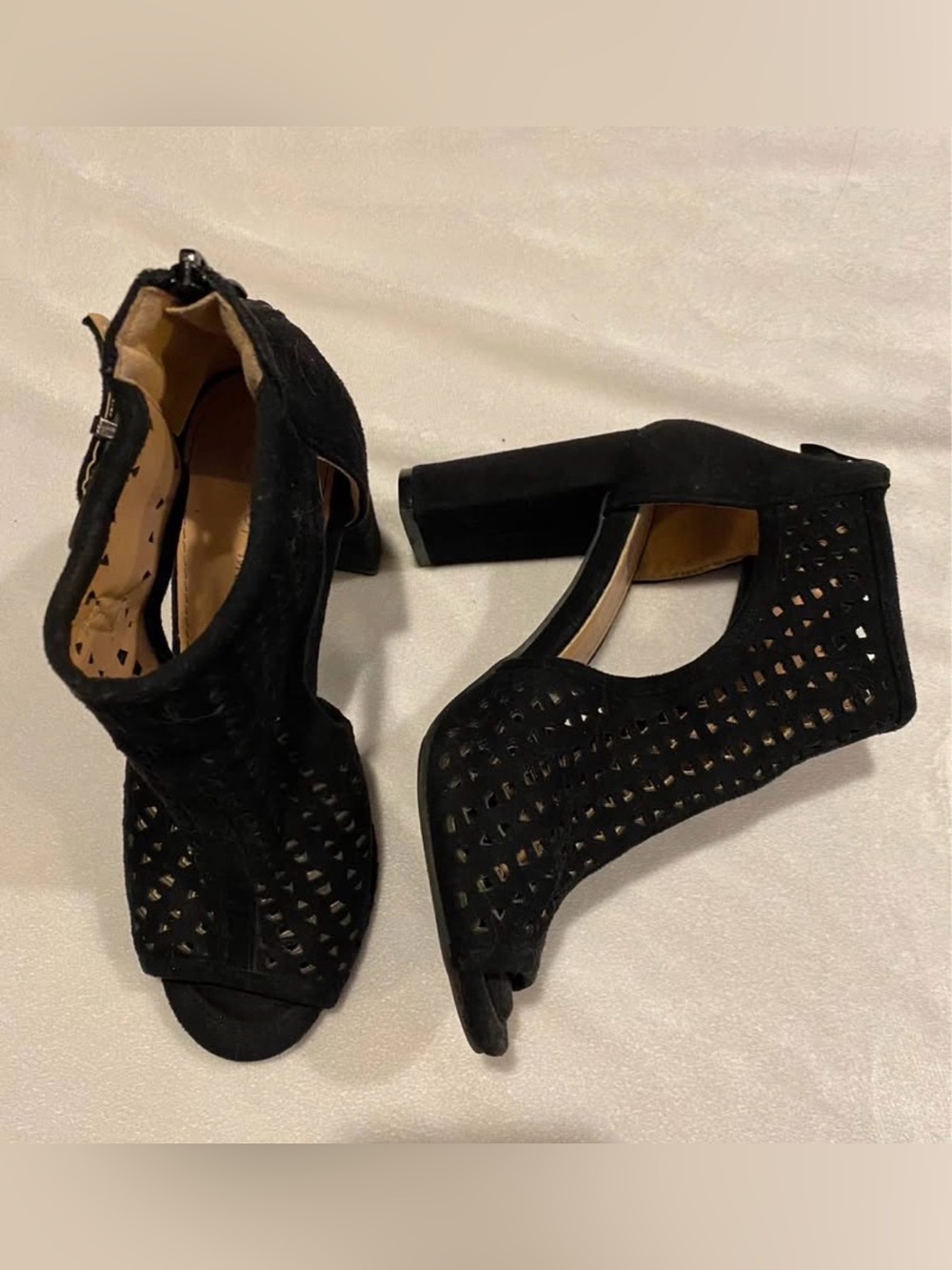 Women's Top Moda Black Peep-Toe Block Heel Sandals